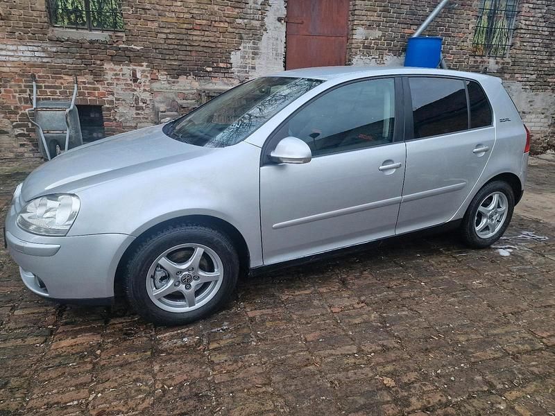 Gebraucht VW Golf IV 115 PS (84 kW) 2006 Grau Kleinwagen
