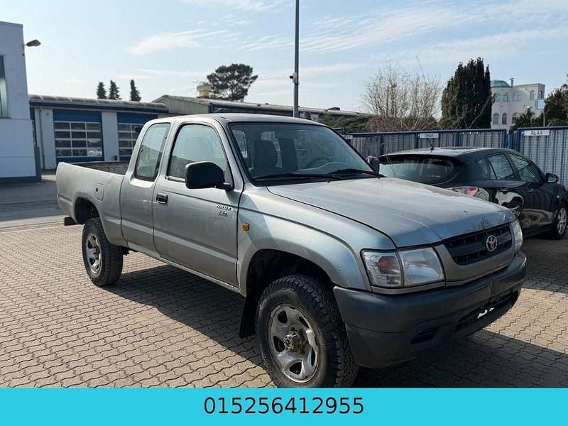 Gebraucht Toyota HiLux 102 PS (75 kW) 2004 Grau Pickup