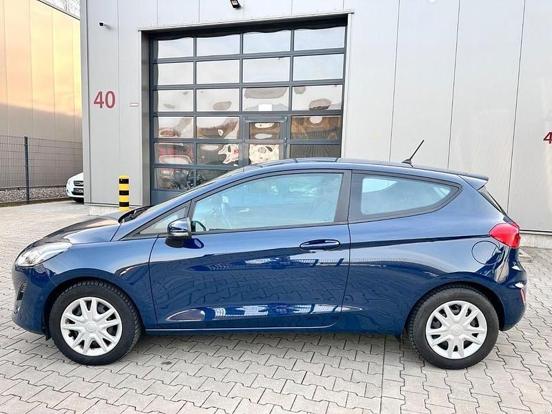 Gebraucht Ford Fiesta Trend 71 PS (52 kW) 2018 Blau Kleinwagen