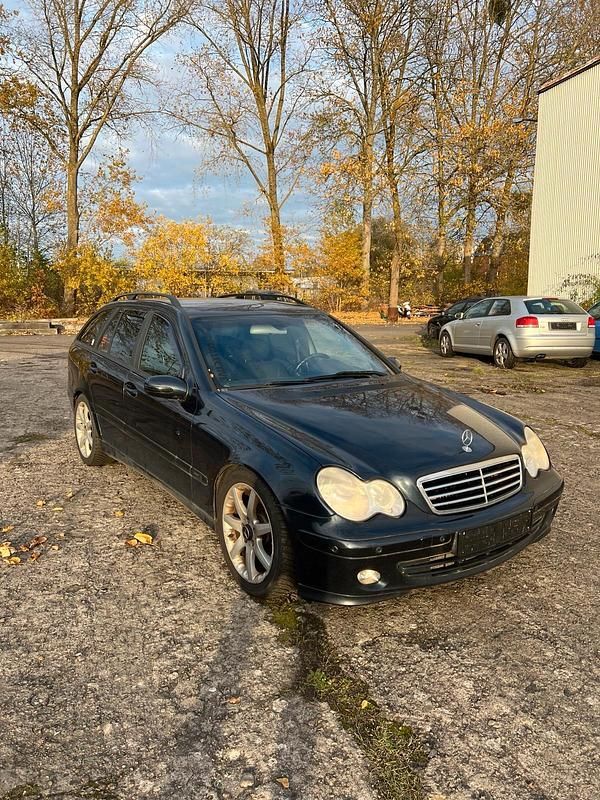 Gebraucht 2004 Mercedes C220 Kombi | 2.000 € (Fairer Preis) - Bild 1/4