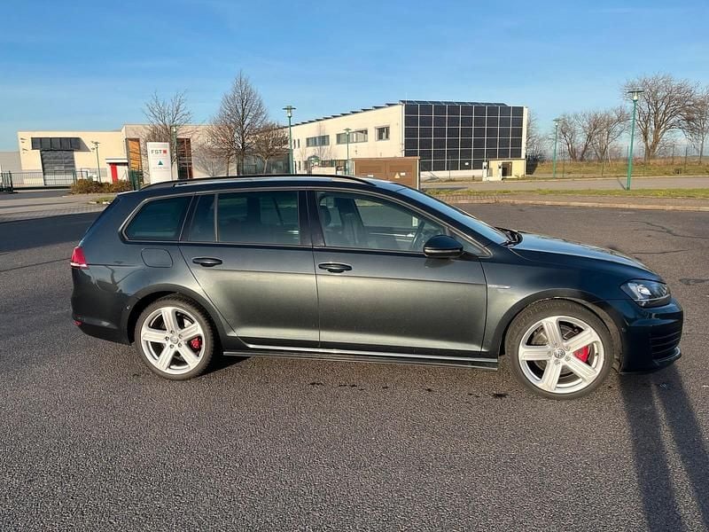 Gebraucht VW Golf VII GTD 184 PS (135 kW) 2016 Grau Kombi