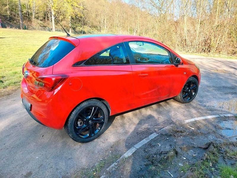 Gebraucht Opel Corsa 115 PS (84 kW) 2015 Rot Kleinwagen