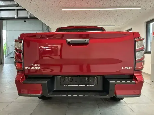 Neu Isuzu D-Max 163 PS (119 kW) 2026 Red spinel mica Pickup