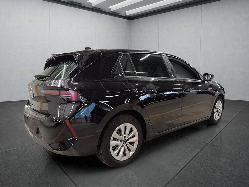 Gebraucht Opel Astra 131 PS (96 kW) 2025 Schwarz Limousine