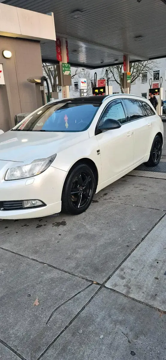 Gebraucht Opel Insignia OPC 176 PS (129 kW) 2010 Weiß Limousine