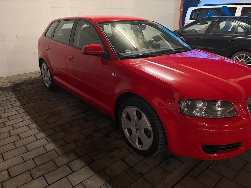 Gebraucht Audi A3 160 PS (117 kW) 2007 Rot Kleinwagen