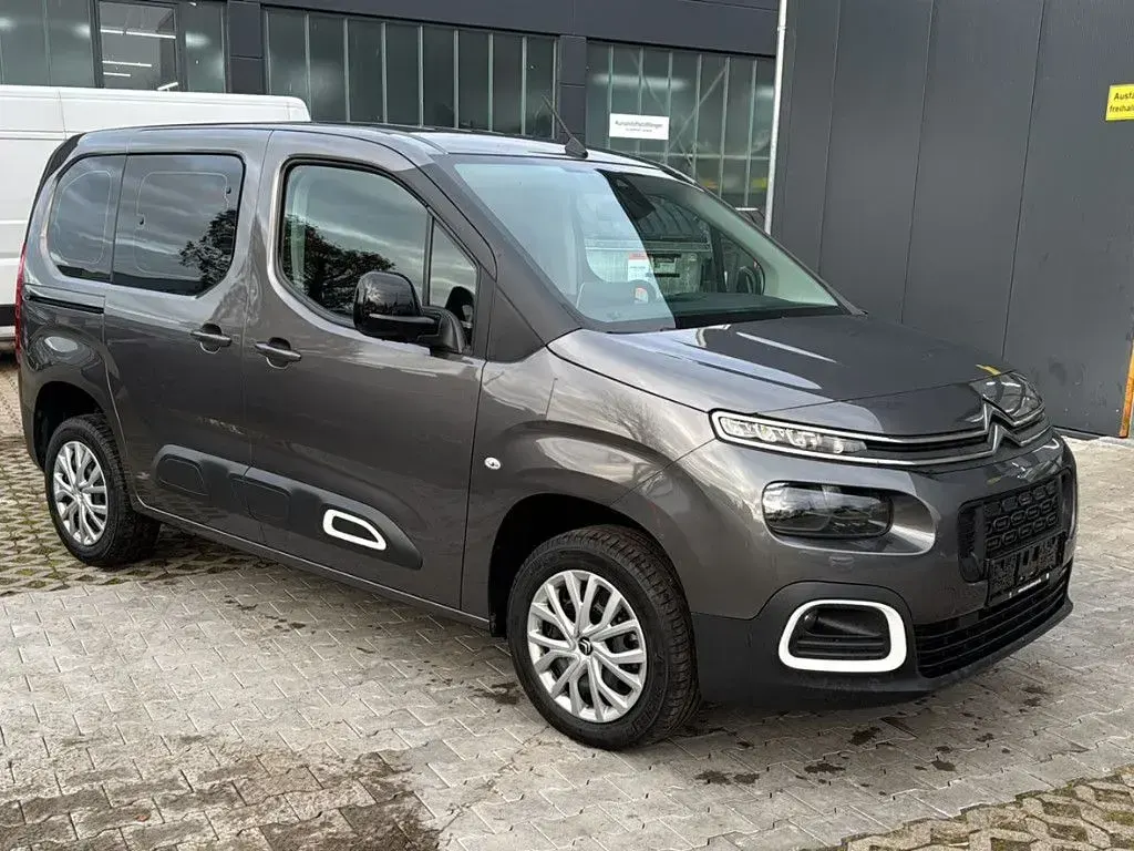 Gebraucht Citroën e-Berlingo Feel 131 PS (96 kW) 2023 Gris platinium Van / Kleinbus
