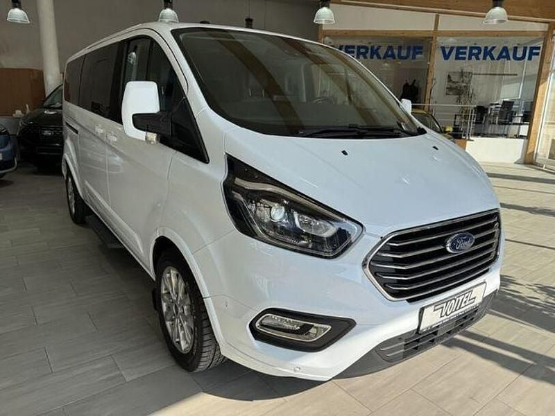 Gebraucht Ford Tourneo Custom Titanium 185 PS (136 kW) 2020 Andere Van