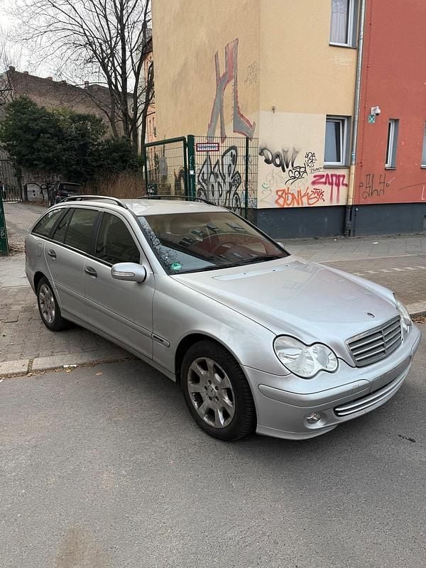 Gebraucht Mercedes C200 Classic 122 PS (89 kW) 2005 Kombi