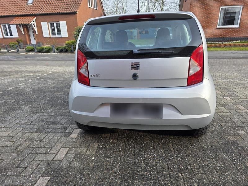 Gebraucht Seat Mii 60 PS (44 kW) 2015 Silber Kleinwagen