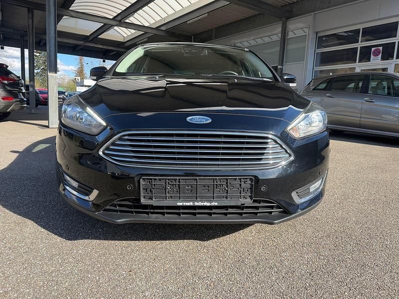 Używany Ford Focus Titanium 150 KM (110 kW) 2016 Czarny Sedan/Limuzyna