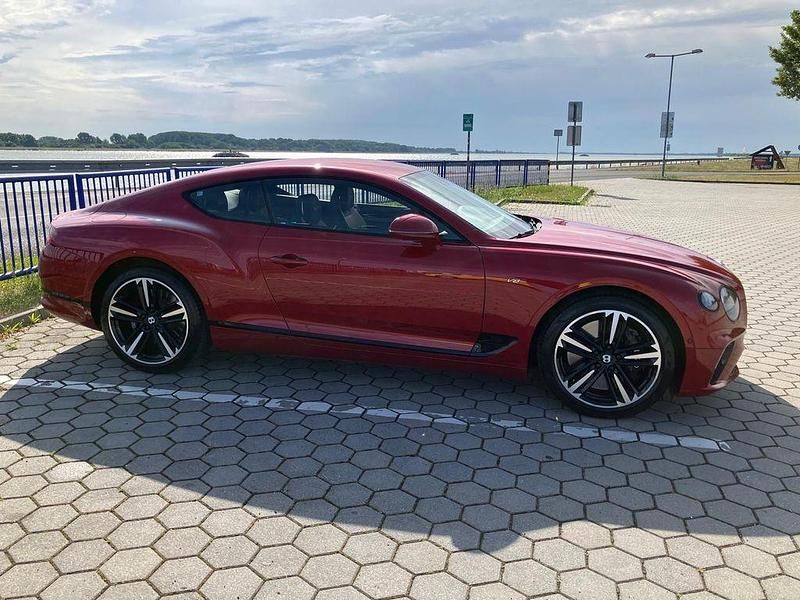 Gebraucht Bentley Continental GT 635 PS (467 kW) 2021 Rot