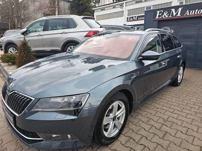 Gebraucht Skoda Superb LAURIN & KLEMENT 190 PS (139 kW) 2017 Grau Kombi