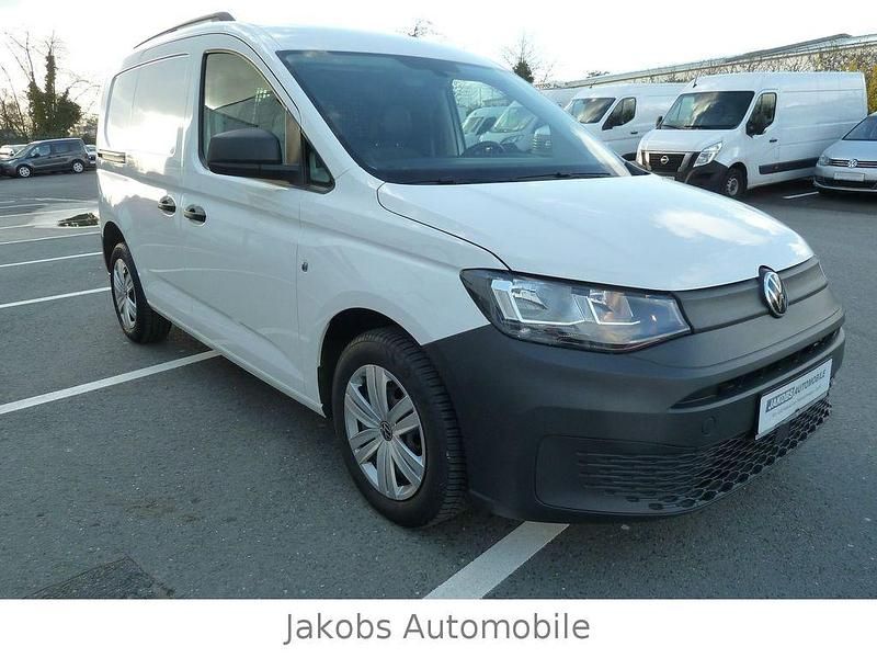 Gebraucht VW Caddy 102 PS (75 kW) 2022 Weiß Van / Kleinbus