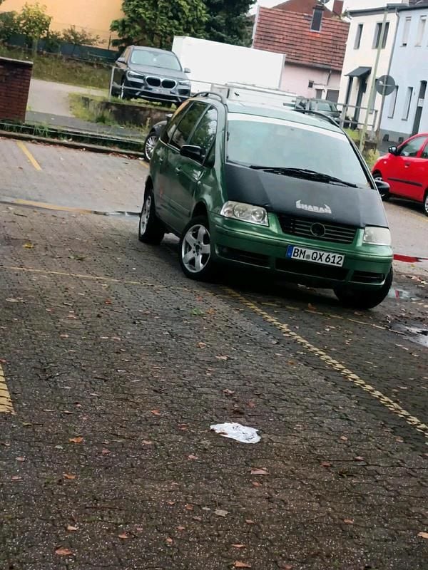 Gebraucht VW Sharan 116 PS (85 kW) 2001 Grün Van / Kleinbus