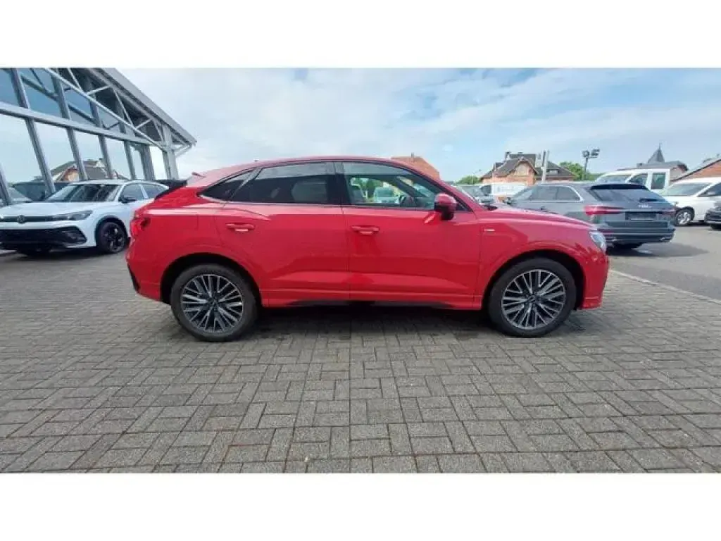 Gebraucht Audi Q3 Sportback 245 PS (180 kW) 2022 Tangorot (metallic) SUV