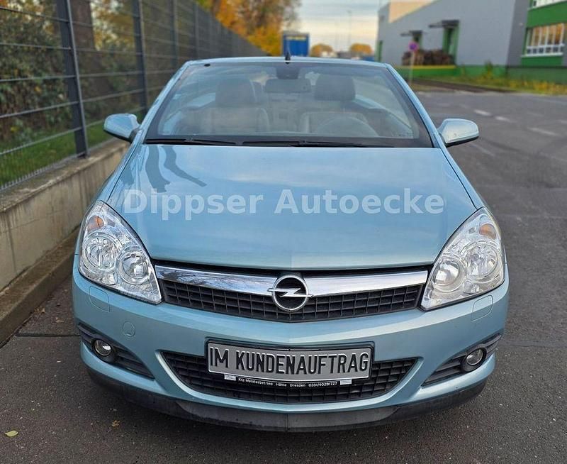 Gebraucht Opel Astra Cabriolet 140 PS (102 kW) 2008 "eisberg" Cabrio