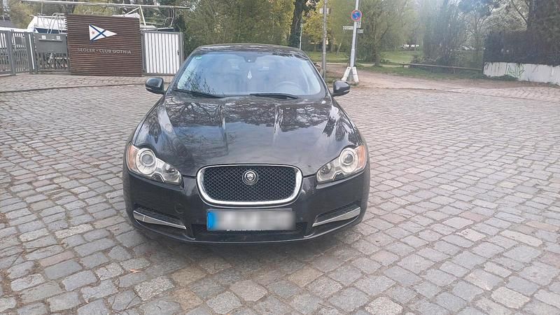 Usata Jaguar XF 2010 Grigio Berlina