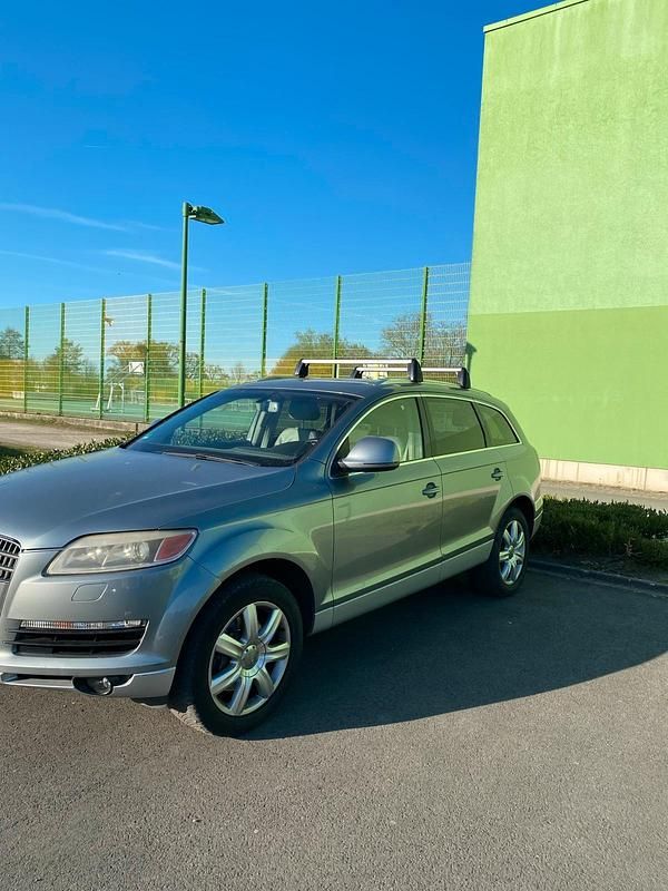 Silber Gebraucht 2008 Audi Q7 Comfort SUV | 8.500 € (Superpreis) - Bild 1/4