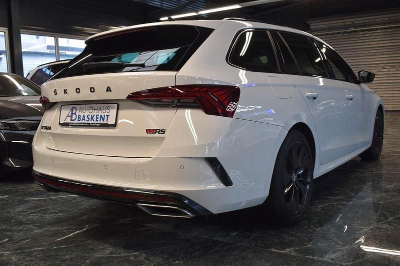 Gebraucht Skoda Octavia RS 200 PS (147 kW) 2021 Weiß Kombi