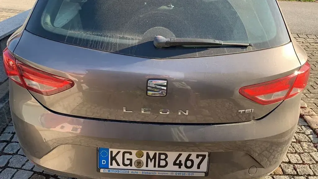 Usata Seat Leon Reference 110 CV (80 kW) 2015 Marrone Berlina