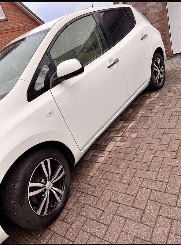 Gebraucht 2012 Nissan Leaf Kleinwagen | 5.350 € (Fairer Preis) - Bild 1/4