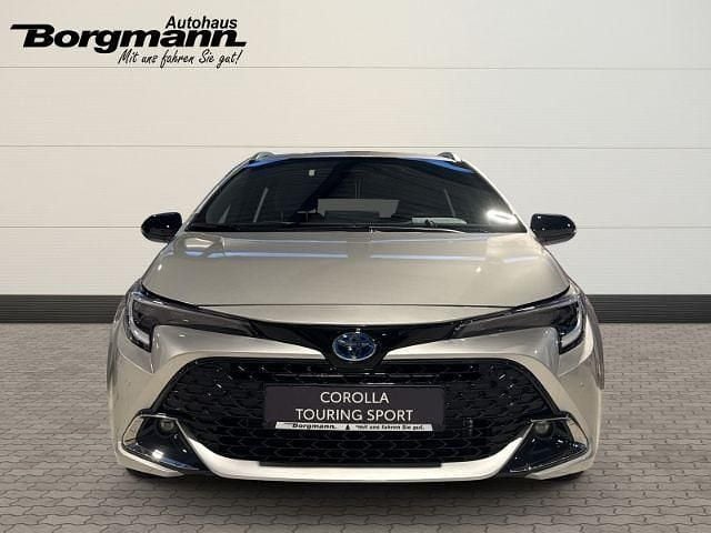 Nowe Toyota Corolla 178 KM (130 kW) 2025 Srebrny Kombi