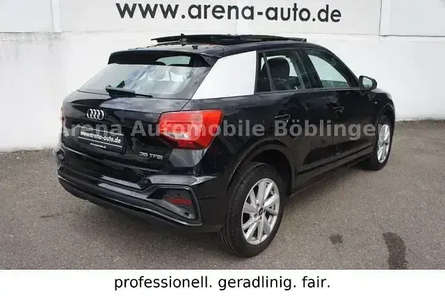 Gebraucht Audi Q2 S-Line 150 PS (110 kW) 2022 Schwarz SUV