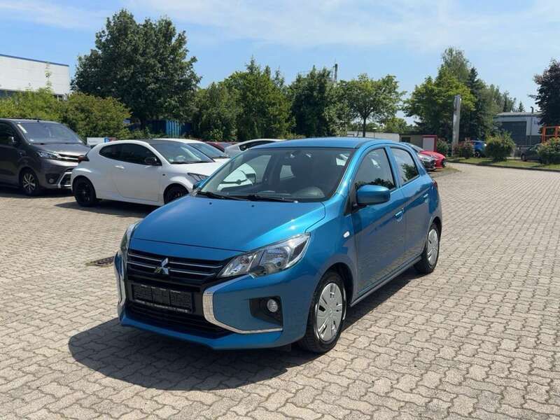 Atollblau (p) Gebraucht 2021 Mitsubishi Space Star Spirit Limousine | 9.490 € (Fairer Preis) - Bild 1/4