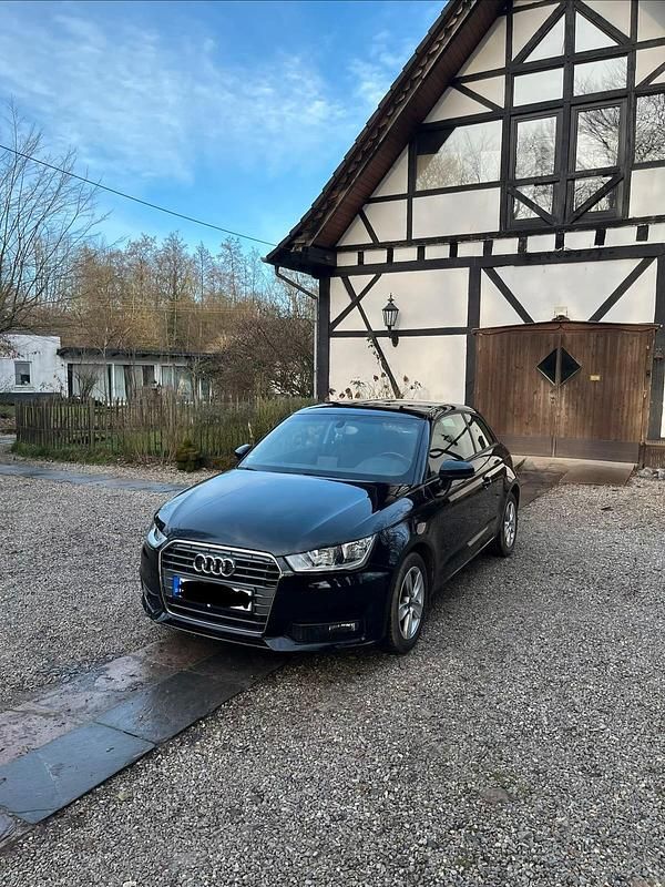 Second-hand Audi A1 90 CP (66 kW) 2015 Negru Hatchback