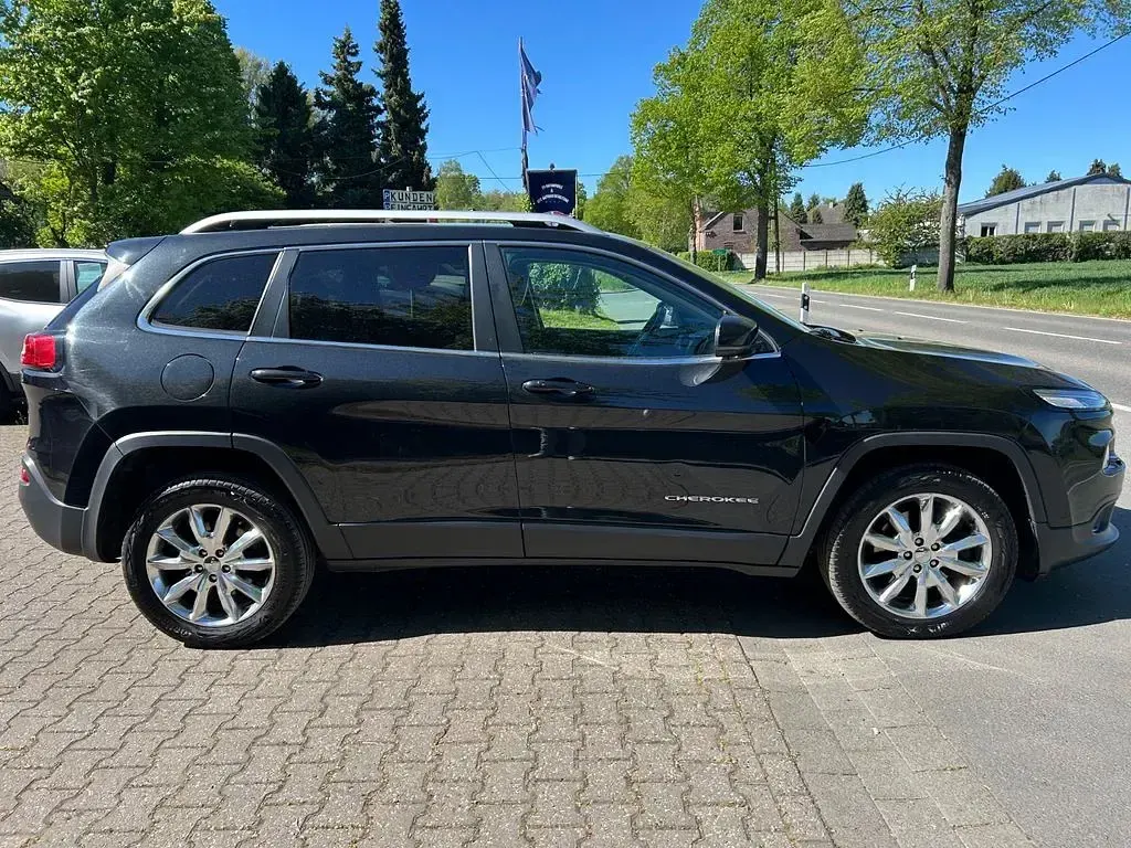 Occasion Jeep Cherokee Limited 170 ch (125 kW) 2015 Noir SUV