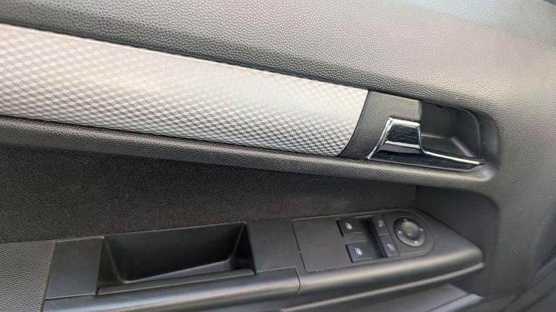 Gebraucht Opel Astra 105 PS (77 kW) 2005 Silber Limousine