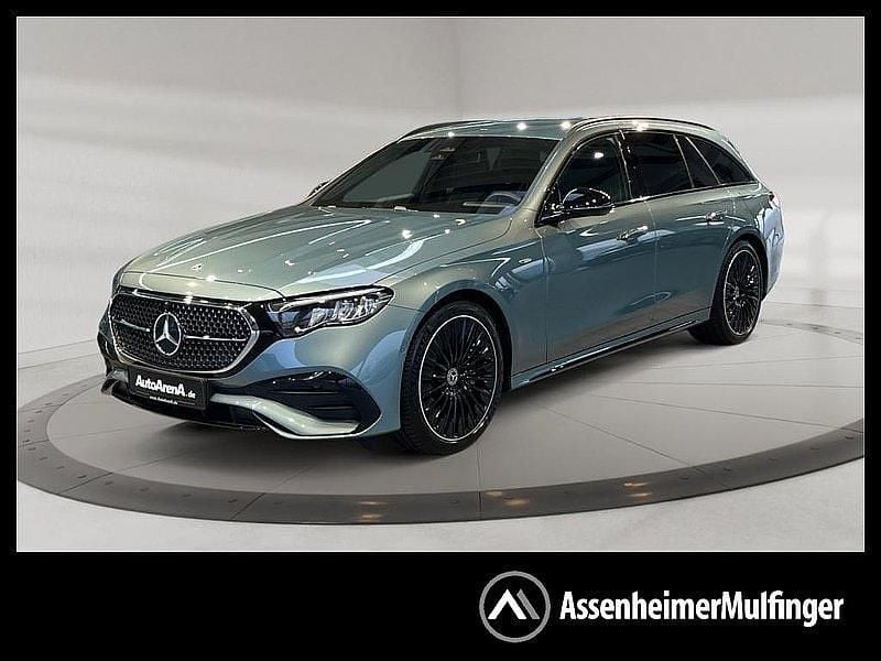 Metalliclack verdesilber Gebraucht 2025 Mercedes E300 AMG Kombi | 54.710 € (Fairer Preis) - Bild 1/4