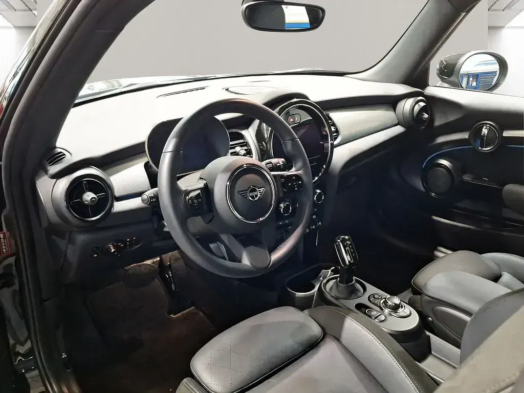 Usata Mini Cooper SE 135 kW (184 CV) 2023 Nero Utilitaria
