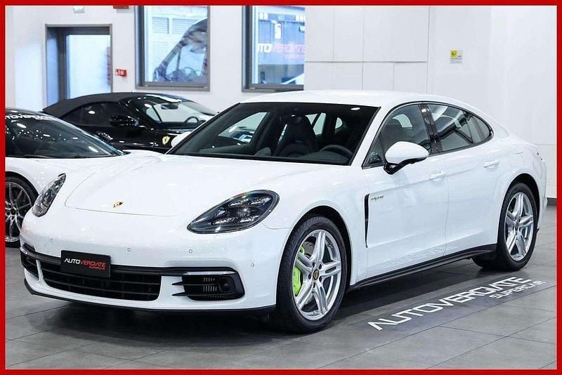 Gebraucht Porsche Panamera 462 PS (339 kW) 2019 Weiß Limousine