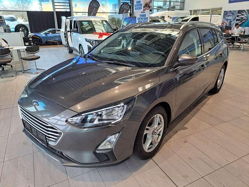 Gebraucht Ford Focus 101 PS (74 kW) 2019 Magneticgrau (metallic) Kombi