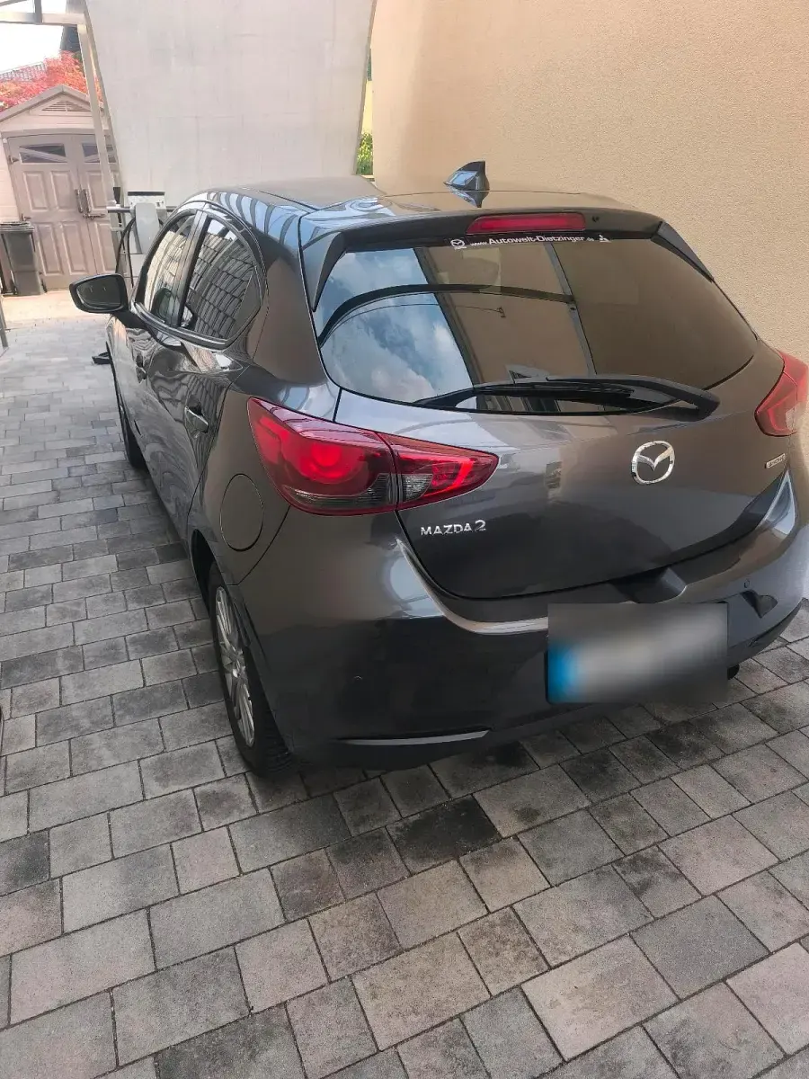 Gebraucht Mazda 2 Kizoku 90 PS (66 kW) 2022 Grau Kleinwagen