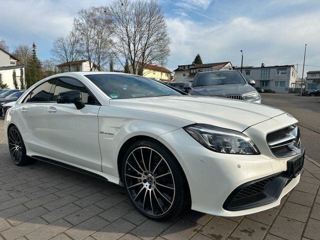Weiß Gebraucht 2015 Mercedes CLS63 AMG AMG Limousine | 52.900 € (Teuer) - Bild 1/4