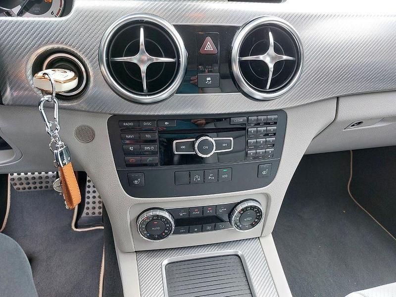 Grau Gebraucht 2014 Mercedes GLK220 SUV | 16.200 € (Guter Preis) - Bild 1/1