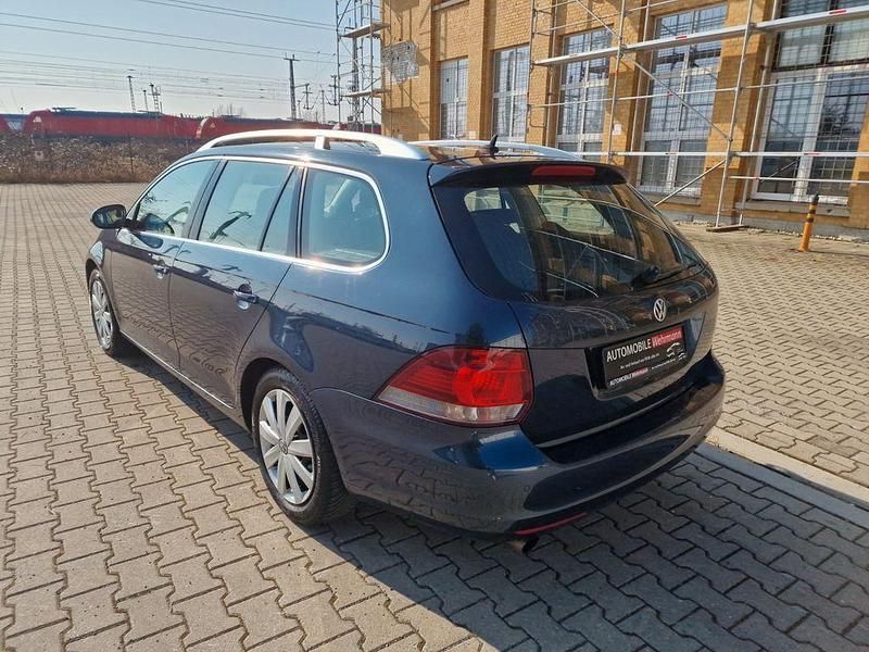 Gebraucht VW Golf VI Comfortline 105 PS (77 kW) 2010 Blau Kleinwagen