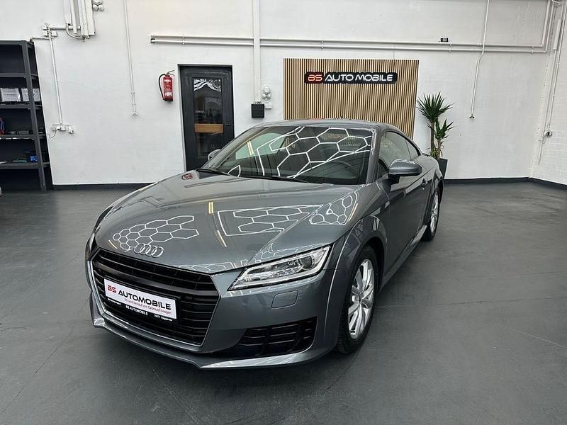 Gebraucht Audi TT Comfort 179 PS (131 kW) 2015 Grau Coupé