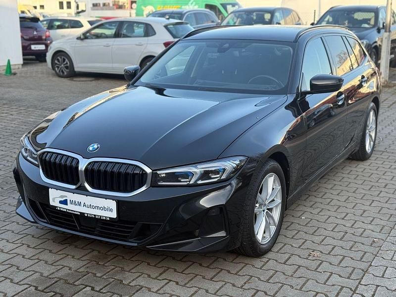 Gebraucht BMW 318 Performance 156 PS (114 kW) 2022 Black sapphire metallic Kombi