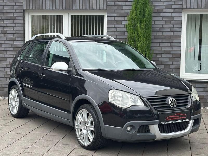 Schwarz Gebraucht 2007 VW Polo Cross Kleinwagen | 5.499 € (Fairer Preis) - Bild 1/4