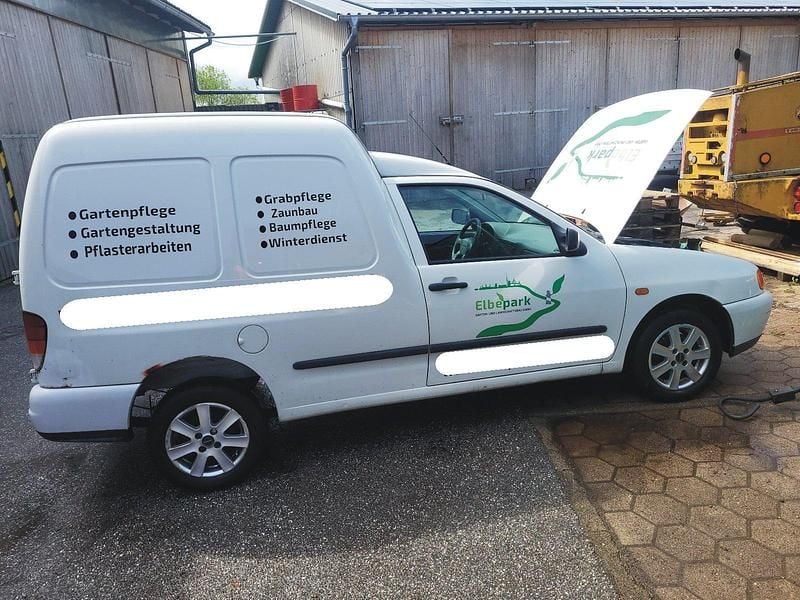 Second-hand VW Caddy 64 CP (47 kW) 2002 Alb Monovolum