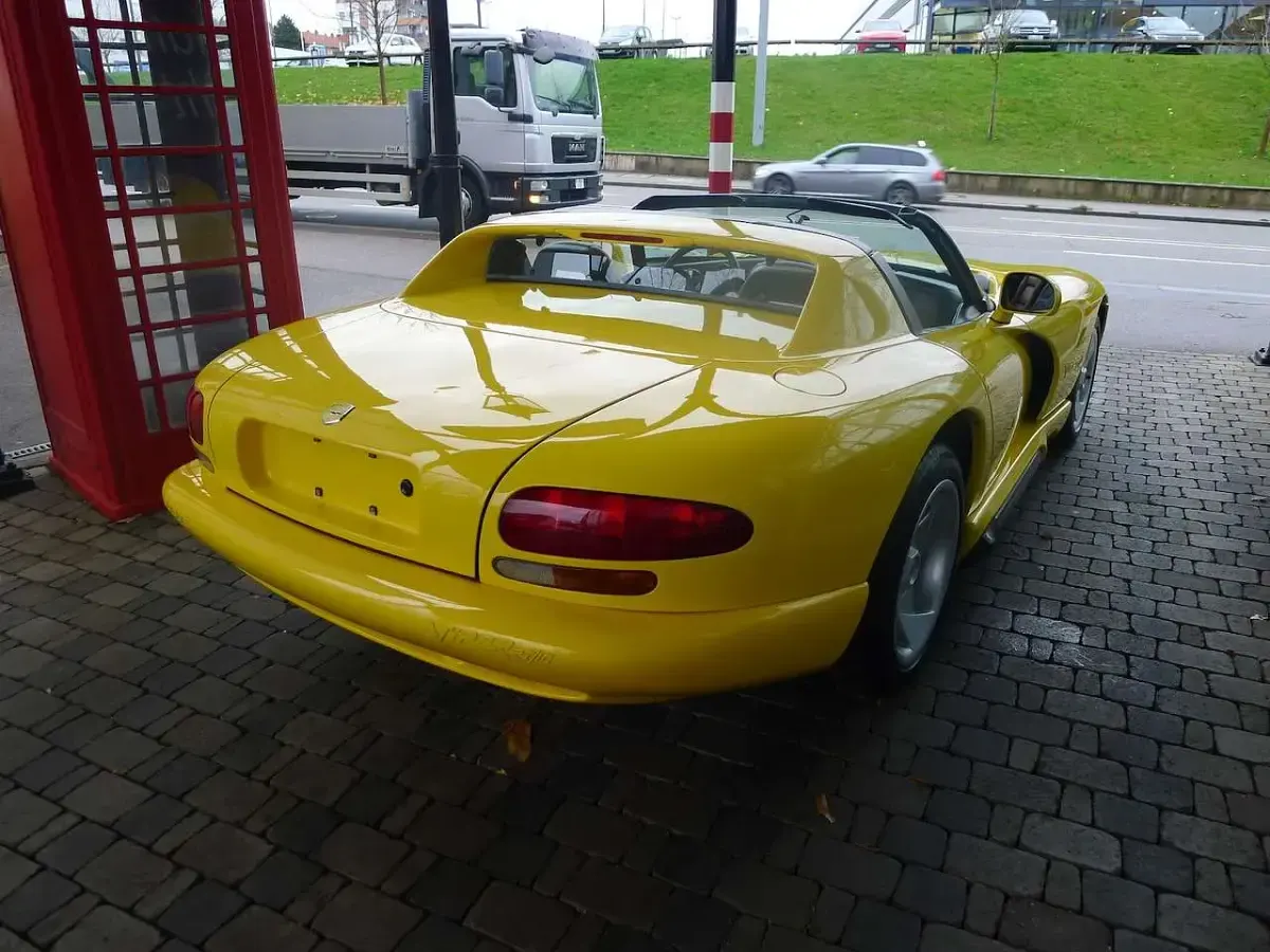 Gebraucht Dodge Viper 406 PS (298 kW) 1994 Gelb Cabrio