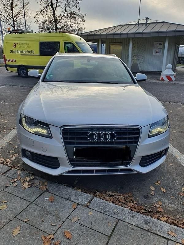 Silber Gebraucht 2010 Audi A4 Kombi | 4.800 € (Superpreis) - Bild 1/4