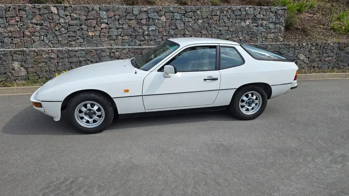 Gebraucht Porsche 924 125 PS (91 kW) 1982 Weiß Coupé