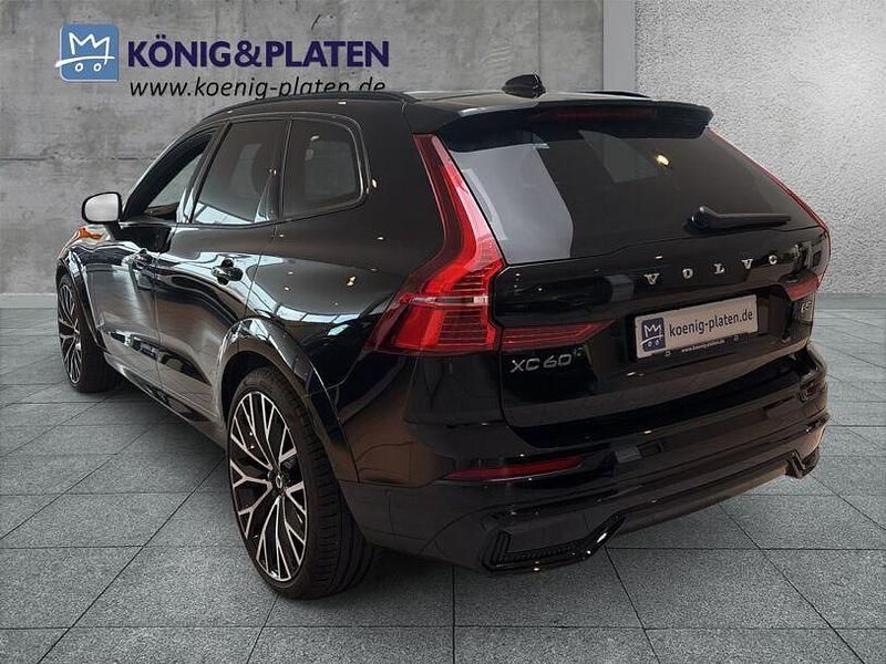 Gebraucht Volvo XC60 R-Design 235 PS (172 kW) 2022 Schwarz SUV
