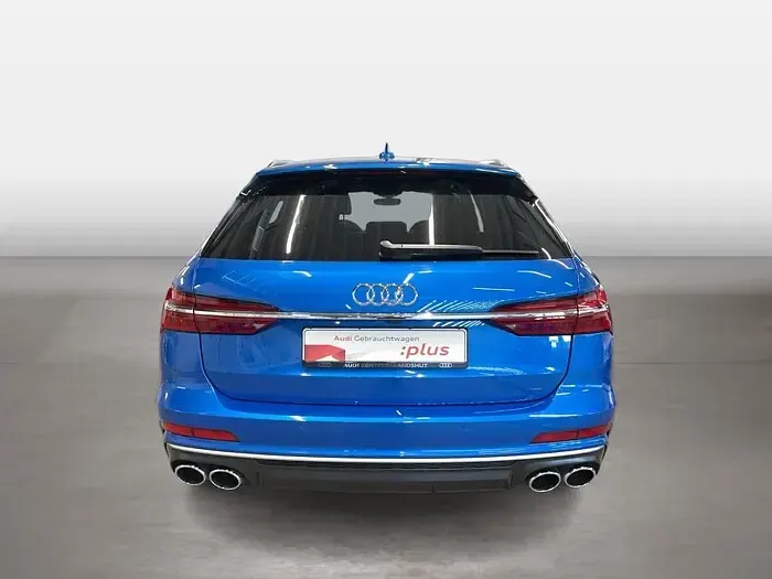 Gebraucht Audi S6 Ambiente 344 PS (253 kW) 2023 Arablau kristalleffekt Kombi