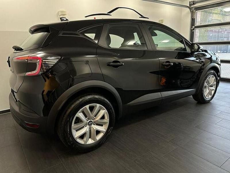 Second-hand Renault Captur Evolution 158 CP (116 kW) 2024 Negru SUV